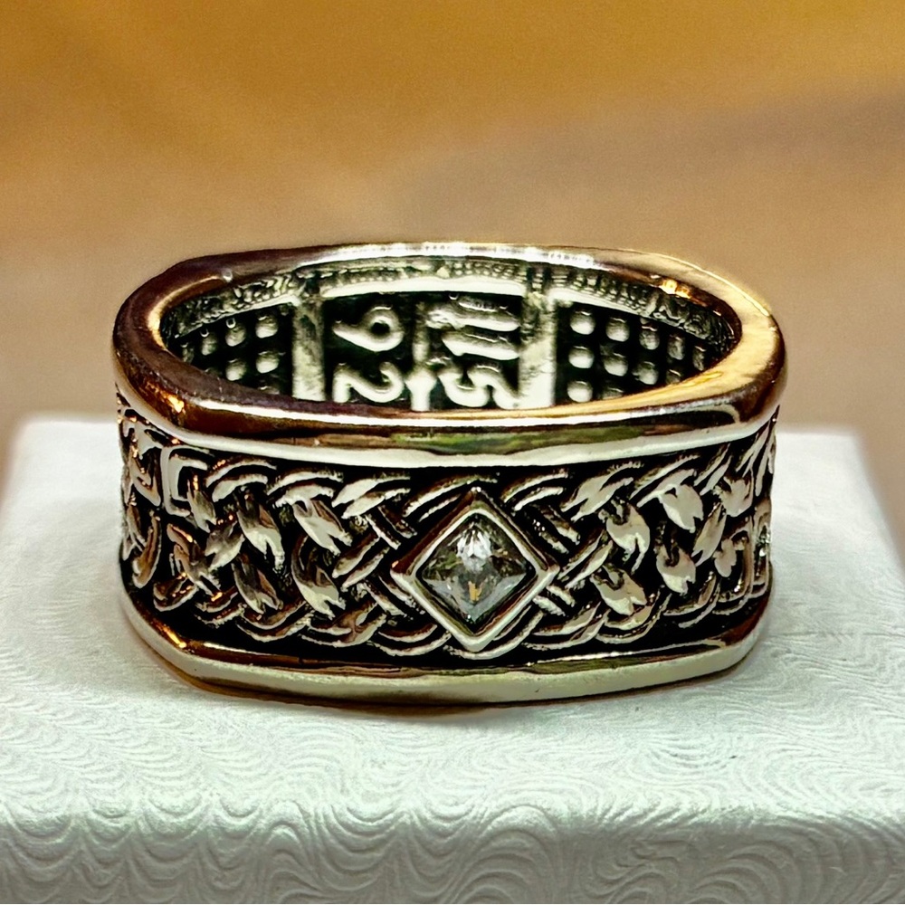9.25 Sterling Silver Celtic Knot Band Ring with Single Cubic Zirconia